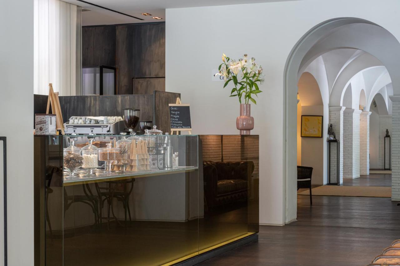 Marepineta Resort Milano Marittima Exteriör bild