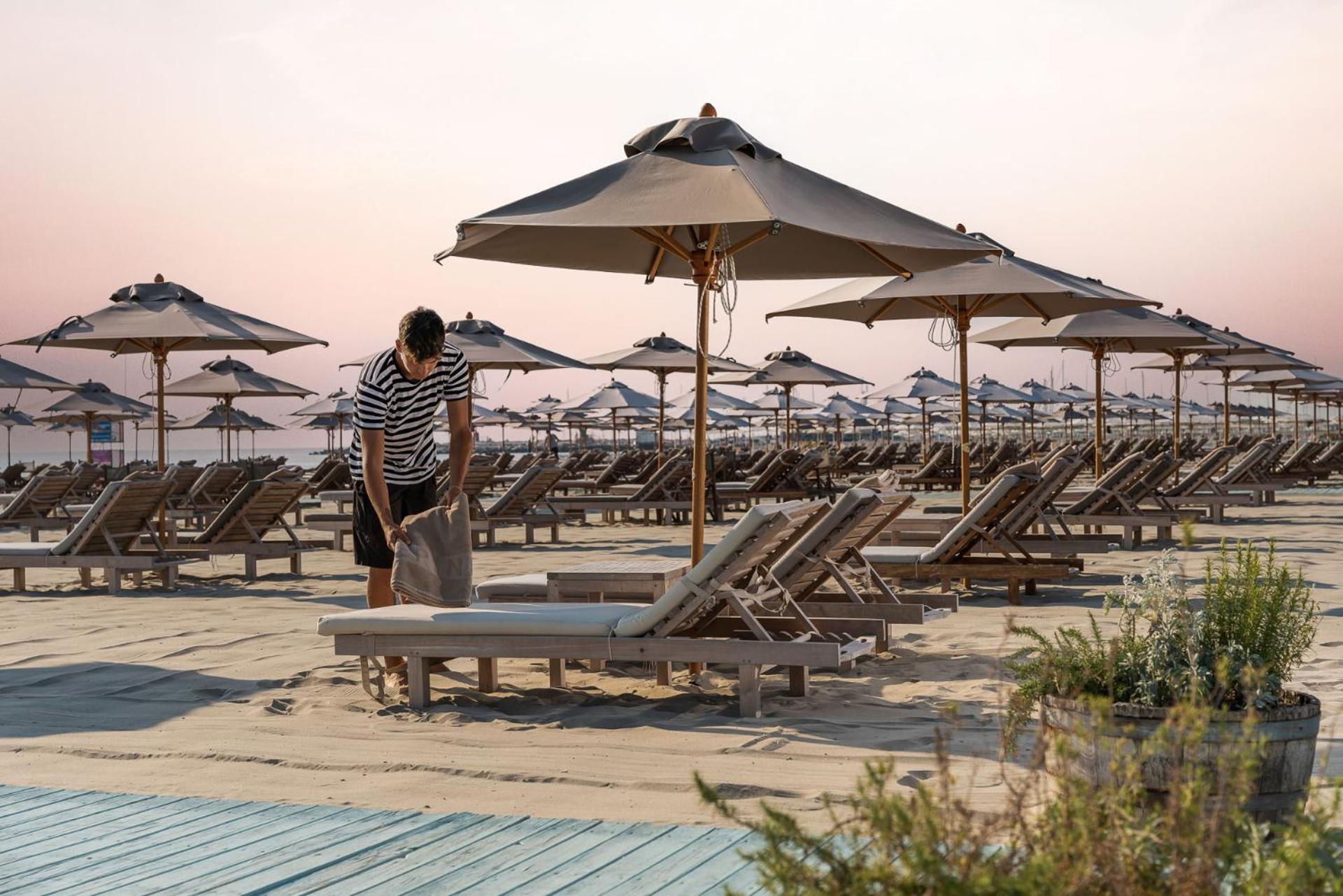 Marepineta Resort Milano Marittima Exteriör bild