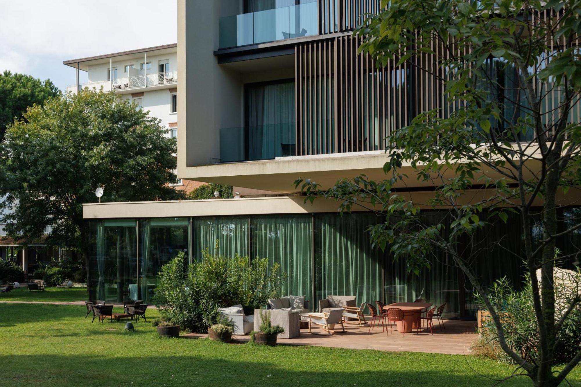 Marepineta Resort Milano Marittima Exteriör bild